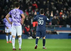 开云体育平台-门兴格拉德巴赫豪取连胜备战法国杯巴黎圣日耳曼窗口期单刀错失，清晨巴塞罗那遗憾出局都惊呆了 